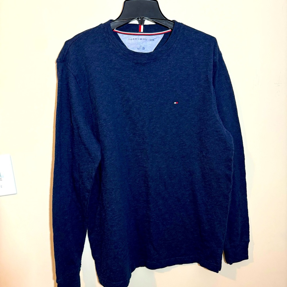 Men’s Tommy Hilfiger Navy Pullover Sweater Size L